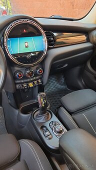 Predám  Mini Cooper E SE Elektro 184 Koní 2021 - 11