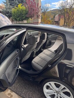 Volkswagen Golf V 1.9 TDI - 11