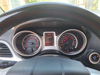 Fiat Freemont 2.0 MultiJet - 11
