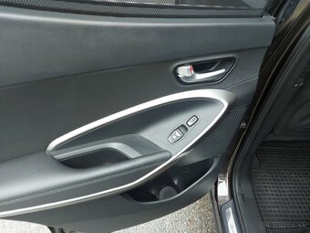 Hyundai Santa Fe 2.2 CRDi 4x4 Premium A/T - 11