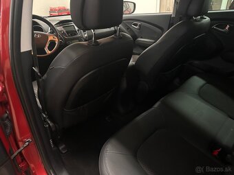 Hyundai ix35 2.0i DOHC 4x4 - 11