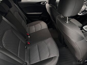 Kia Ceed SW 1.5 T-GDi Gold A/T - 11