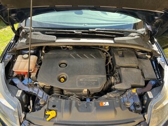 Ford Focus 1.6 TDCi - 11