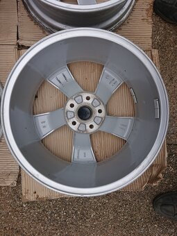 Škoda Nivalis R17 5x112 - 11