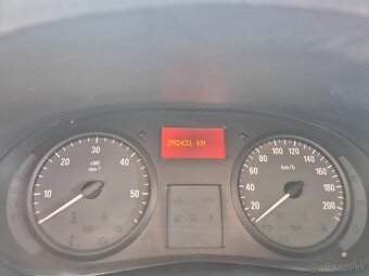 Opel vivaro - 11