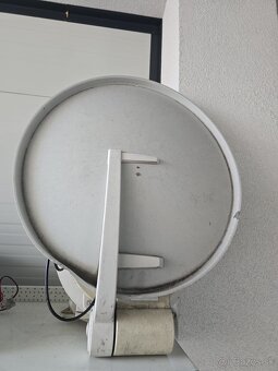 HYMER Satelit + TV sada na karavan - 11