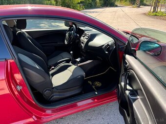 Alfa Romeo MiTo 1.4i - 11