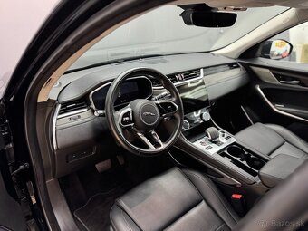 Jaguar F-Pace - 11