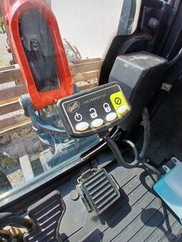 Minibager minirypadlo kubota kx 027-4 - 11