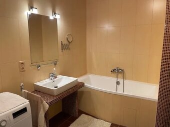 Realitný kancelária REALADR s.r.o. - 11