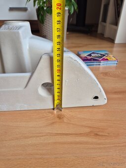 Kúpeľňové/WC umývadlo JIKA - 45cm - 11