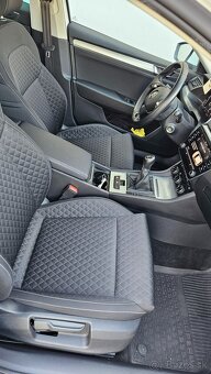 Škoda Superb Combi 2.0 TDI SCR Style - 11