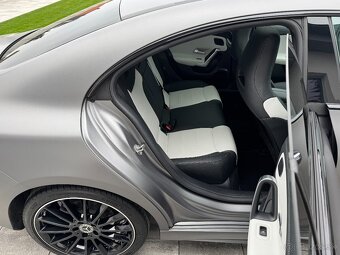 Mercedes cla 180 coupe amg - 11