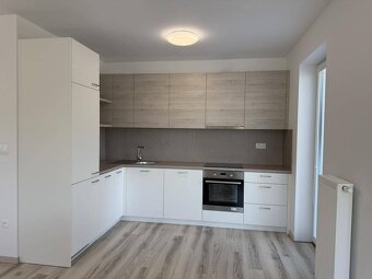 Nový nadštandardný 2-izb. byt s predzáhradkou a parkovaním.  - 11