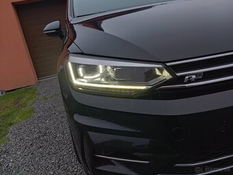VW Touran R-Line, 7 místný DSG - 11