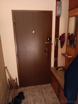 Na dlhodobý prenájom 4 izbový byt, Sečovce - 11