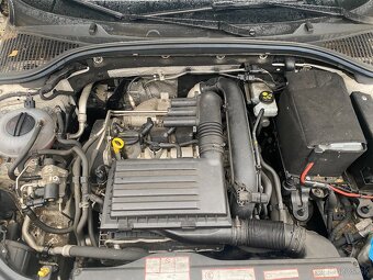 Škoda Octavia Combi - 11