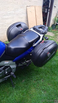 Suzuki DL650 Vstrom - 11