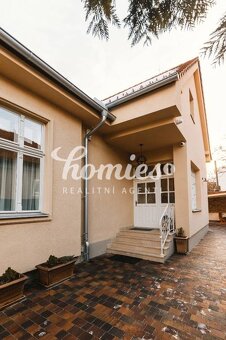 PRENÁJOM 3 izbový luxusný byt s parkovaním, záhradou, centru - 11