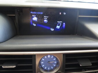 Lexus IS 300h klima, kamera, DPH, - 11