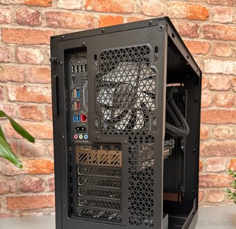 Ryzen 9 9950X\32GB\RTX 4070\SSD\1000W Zdroj - 11