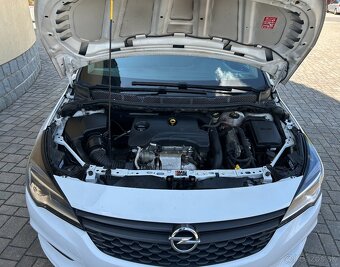 •Opel Astra Turbo Dynamic 105k •Kúpené v SR •len 79 000km - 11