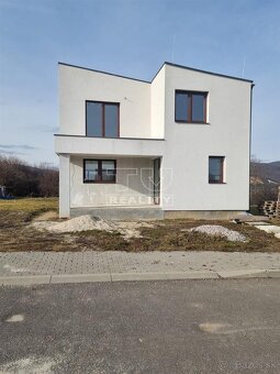 Luxusný 5izbový rodinný dom v prestížnej lokalite... - 11