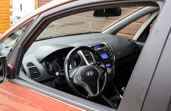 Hyundai ix20 1.4 CRDi 66 kW - 11