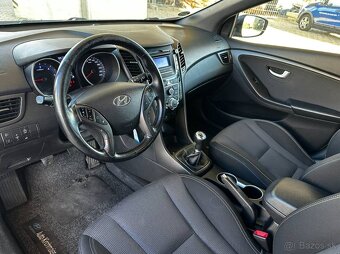 Hyundai i30 Kombi 1.6 CRDi - 11