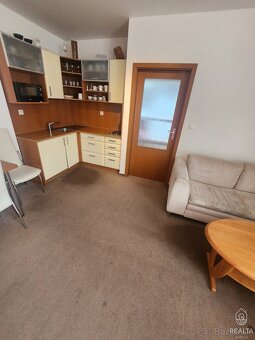 Slnečný apartmán na predaj v Tatranskej Štrbe – GOLEM - 11