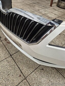 Predám predný nárazník na Škoda Superb 2 II facelift - 11