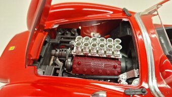 1:18 FERRARI 250 TESTA ROSSA - 11