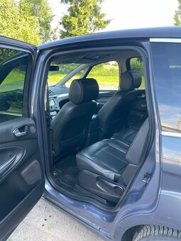 ✅Ford S-Max 2.0tdci A/T 120kw 7miestne - 11
