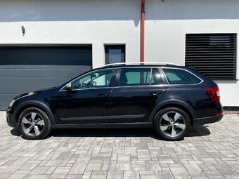 ŠKODA OCTAVIA SCOUT - PREDAJ AJ NA SPLÁTKY - 11