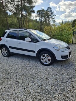 Suzuki SX4 1.6 Club, 4x4 r.v. 2010, benzín, manuál - 11