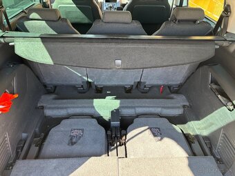 Peugeot 5008 - 11