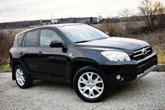 T0Y0TA RAV4 2.2D 4x4 Top stav - 11