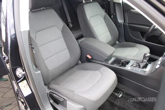 Volkswagen Passat 2,0TDi 103 kW Comfortline - 11