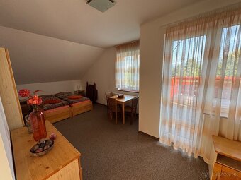 Predám dom s bazénom - 11