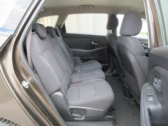 Kia Carens 1.7 CRDi odp. DPH - 11