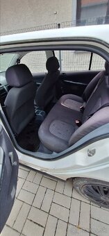 Predám škoda fabia 1 junior 1.4 44kw - 11