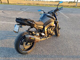 Yamaha FZ8 - 11