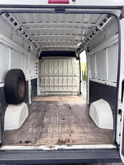 Peugeot Boxer 2,2 Diesel 3 miestny - 11