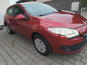 Renault Megane 1.6 - 11