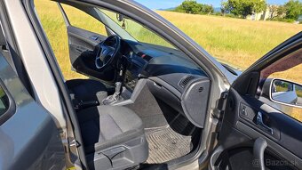 Predám Škoda Octavia r.v.2007 - 11
