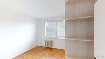 REZERVOVANÉ PINK Reality - Predaj 2-izbového bytu v Šali v t - 11