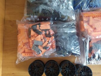 Stavebnice - Porsche 911 GT3 RS - 11