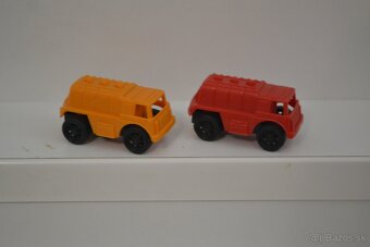 KINDER autíčka,,,,,, - 11