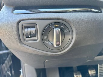 VW Sharan 2,0Tdi 110kW, 7 miestne - 11