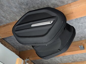 Triumph Rocket 3 GT (r.v. 2021) - 11